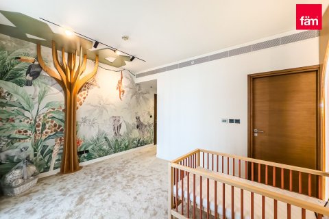 Apartment in Al Wasl, Dubai 3 bedrooms, 225.8 sq.m. № 64103 - photo 19