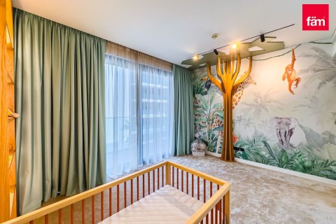 Apartment in Al Wasl, Dubai 3 bedrooms, 225.8 sq.m. № 64103 - photo 18