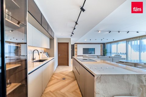 Apartment in Al Wasl, Dubai 3 bedrooms, 225.8 sq.m. № 64103 - photo 25