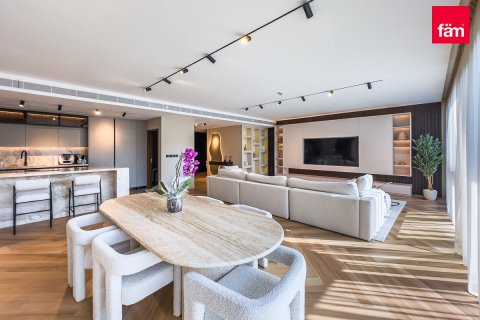 Apartment in Al Wasl, Dubai 3 bedrooms, 225.8 sq.m. № 64103 - photo 5