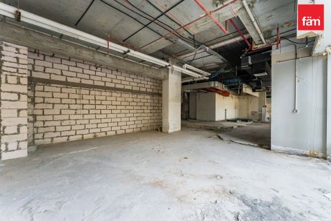 Shop in Al Barsha, Dubai 561 sq.m. № 118492 - photo 9