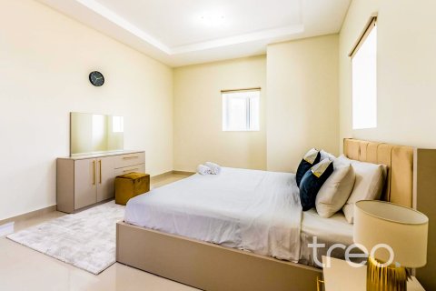 Apartamento en Dubai Sports City, Dubai, 2 dormitorios, 126.91 m², № 123678 - foto 9