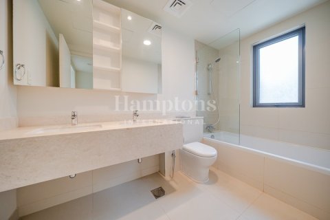 Снять в аренду виллу в Maple 1, Дубай Хилс Эстейт, Дубай: 5 спален, 254.08970500м², № 63392 - фото 23