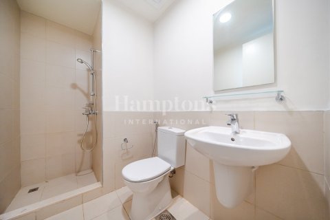 Снять в аренду виллу в Maple 1, Дубай Хилс Эстейт, Дубай: 5 спален, 254.08970500м², № 63392 - фото 13