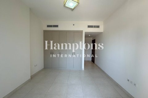 Apartment in Al Jaddaf, Dubai 2 bedrooms, 118.21999653 sq.m. № 63408 - photo 1