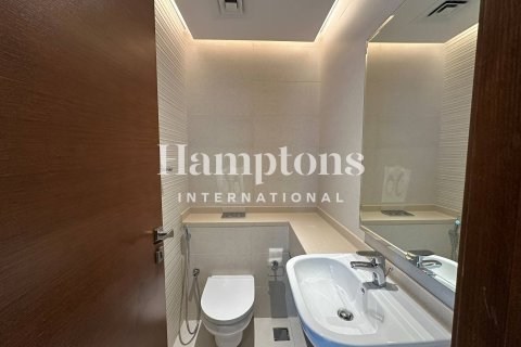 Apartment in Al Jaddaf, Dubai 2 bedrooms, 118.21999653 sq.m. № 63408 - photo 13