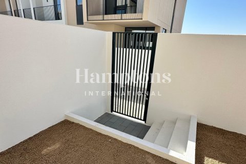 Villa à Dubai South (Dubai World Central), Dubai, 4 chambres, 372.88012595 m², № 63401 - photo 13