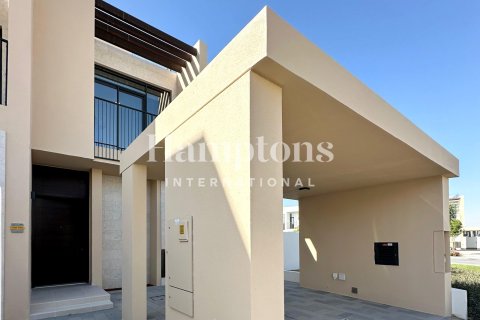 Villa à Dubai South (Dubai World Central), Dubai, 4 chambres, 372.88012595 m², № 63401 - photo 3