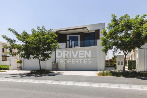 Townhouse in District One, Mohammed Bin Rashid City, Dubai 4 bedrooms, 360.19 sq.m. № 135960 - photo 2