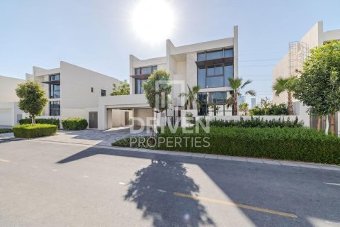 Villa in District One, Mohammed Bin Rashid City, Dubai 4 bedrooms, 569.96 sq.m. № 135970 - photo 12