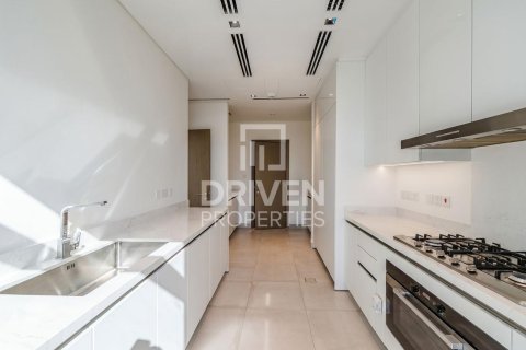 Villa in District One, Mohammed Bin Rashid City, Dubai 4 bedrooms, 569.96 sq.m. № 135970 - photo 3