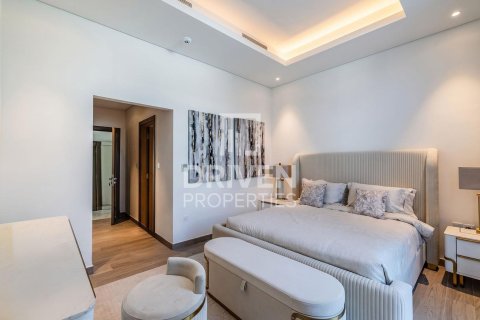 Villa in District One, Mohammed Bin Rashid City, Dubai 4 bedrooms, 569.96 sq.m. № 135970 - photo 5