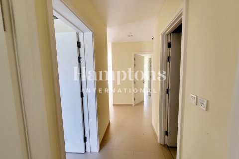 Townhouse in Dubai South (Dubai World Central), Dubai 3 bedrooms, 258.73485500 sq.m. № 16738 - photo 11