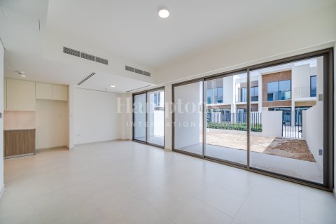 Снять в аренду таунхаус в The Valley, Дубай: 3 спальни, 173.17119200м², № 63412 - фото 18