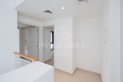 Villa in Maple 2, Dubai Hills Estate, Dubai 4 bedrooms, 245.86778950 sq.m. № 63414 - photo 1