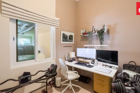 Купить таунхаус в Дубае: 2 спальни, 164.8м², № 90388 - фото 9