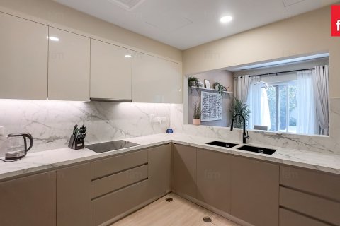 Купить таунхаус в Дубае: 2 спальни, 164.8м², № 90388 - фото 10