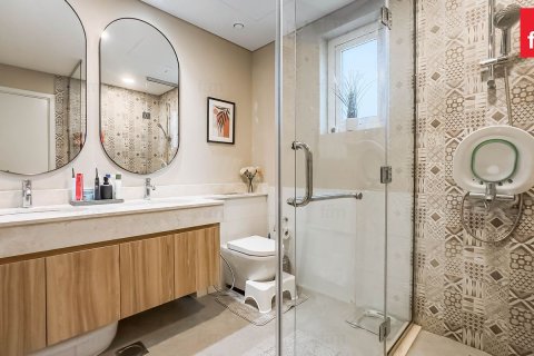 Купить таунхаус в Дубае: 2 спальни, 164.8м², № 90388 - фото 13