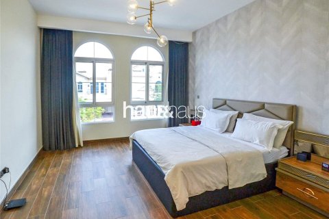 Townhouse in Motor City, Dubai 4 bedrooms, 381 sq.m. № 43350 - photo 13