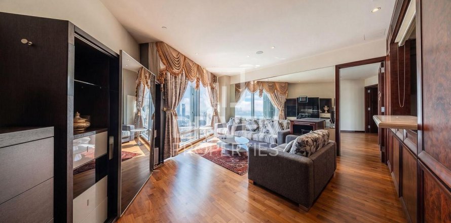 Apartment in Downtown Dubai (Downtown Burj Dubai), Dubai 2 bedrooms, 159.42 sq.m. № 128507
