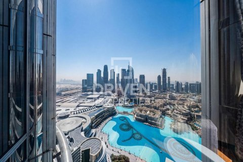Apartment in Downtown Dubai (Downtown Burj Dubai), Dubai 2 bedrooms, 159.42 sq.m. № 128507 - photo 15