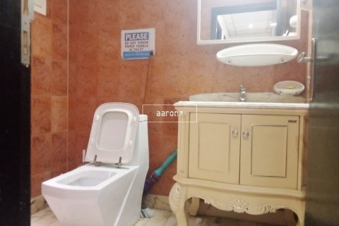 Office in Sheikh Zayed Road, Dubai 151 sq.m. № 7153 - photo 11