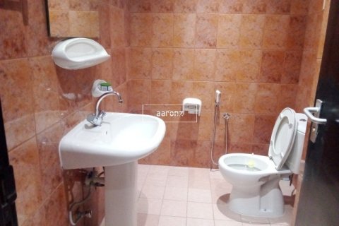 Office in Sheikh Zayed Road, Dubai 151 sq.m. № 7153 - photo 10