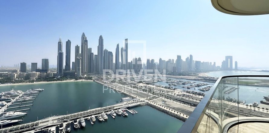 Apartamento en EMAAR Beachfront, Dubai Harbour, Dubai, 3 dormitorios, 158.4 m², № 129331