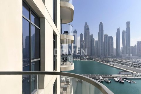 Apartamento en EMAAR Beachfront, Dubai Harbour, Dubai, 3 dormitorios, 158.4 m², № 129331 - foto 10