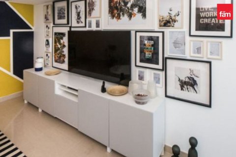 Apartment in DIFC, Dubai 1 bedroom, 90.7 sq.m. № 83429 - photo 3