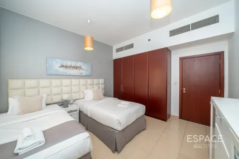 Appartement à Jumeirah Beach Residence, Dubai, 2 chambres, 118 m², № 122751 - photo 11