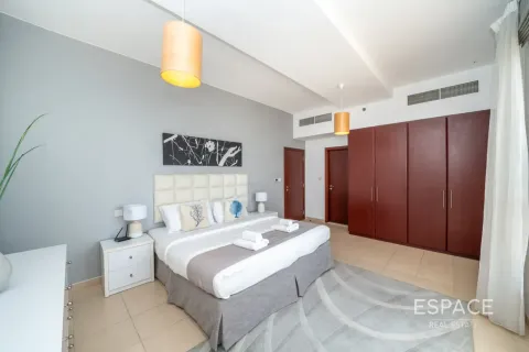 Appartement à Jumeirah Beach Residence, Dubai, 2 chambres, 118 m², № 122751 - photo 13
