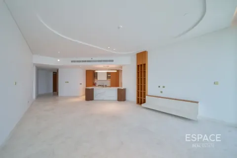 Apartment in Palm Jumeirah, Dubai 3 bedrooms, 190 sq.m. № 122750 - photo 3