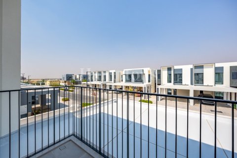 Villa in Sweden, The World Islands, Dubai 4 bedrooms, 257.45279360 sq.m. № 64484 - photo 14