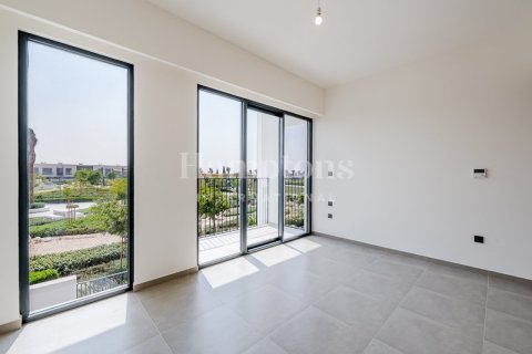 Villa in Sweden, The World Islands, Dubai 4 bedrooms, 257.45279360 sq.m. № 64484 - photo 6