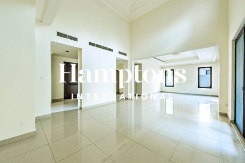 Villa en Rosa, Arabian Ranches 2, Dubai, 6 dormitorios, 557.97541800 m², № 64486 - foto 15