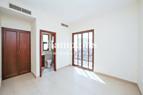 Villa en Lila, Arabian Ranches 2, Dubai, 5 dormitorios, 360.46364000 m², № 64485 - foto 20