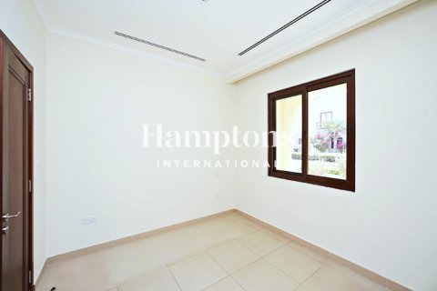 Villa en Lila, Arabian Ranches 2, Dubai, 5 dormitorios, 360.46364000 m², № 64485 - foto 4