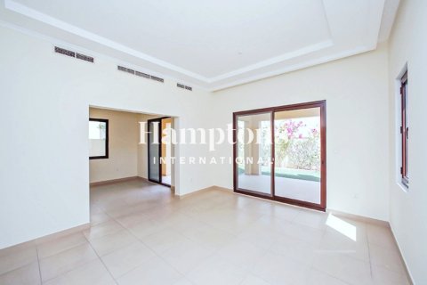 Villa en Lila, Arabian Ranches 2, Dubai, 5 dormitorios, 360.46364000 m², № 64485 - foto 7