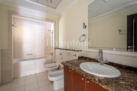 Снять в аренду виллу в Meadows 1, Meadows, Дубай: 6 спален, 978.44975085м², № 64477 - фото 12