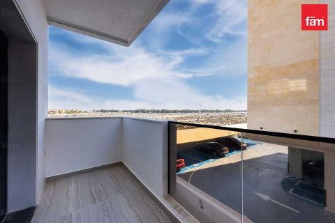 Building in Wadi Al Safa 2, Dubai 930.5 sq.m. № 42885 - photo 5