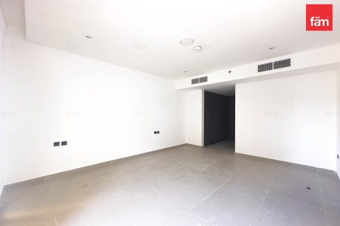 Building in Wadi Al Safa 2, Dubai 930.5 sq.m. № 42885 - photo 21