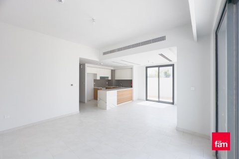 Villa in Dubai 4 bedrooms, 238 sq.m. № 42874 - photo 16