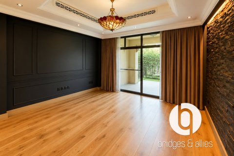 Apartment in Old Town, Dubai 1 bedroom, 135 sq.m. № 139314 - photo 3