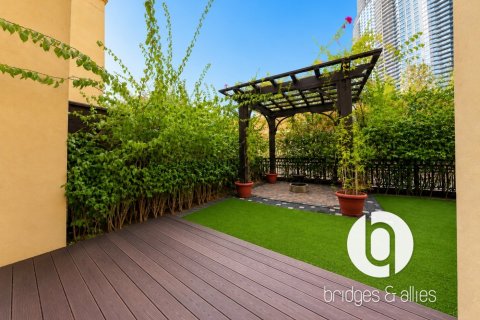 Apartment in Old Town, Dubai 1 bedroom, 135 sq.m. № 139314 - photo 13