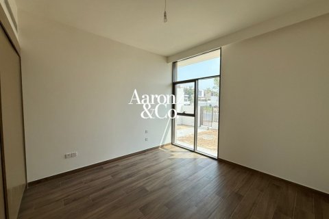 Villa in Al Furjan, Dubai 5 bedrooms, 570 sq.m. № 139311 - photo 21