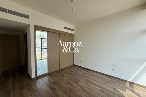 Villa in Al Furjan, Dubai 5 bedrooms, 570 sq.m. № 139311 - photo 24