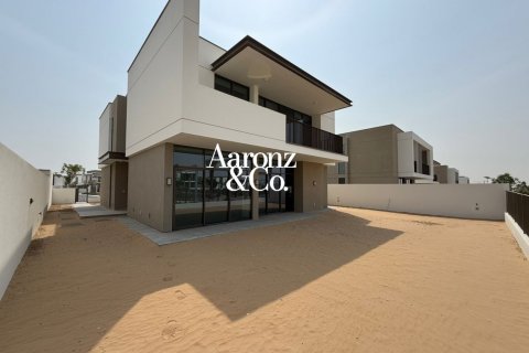 Villa in Al Furjan, Dubai 5 bedrooms, 570 sq.m. № 139311 - photo 30