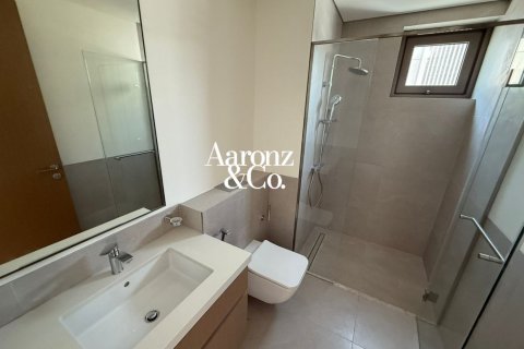 Villa in Al Furjan, Dubai 5 bedrooms, 570 sq.m. № 139311 - photo 23