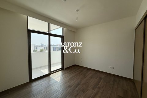 Villa in Al Furjan, Dubai 5 bedrooms, 570 sq.m. № 139311 - photo 22